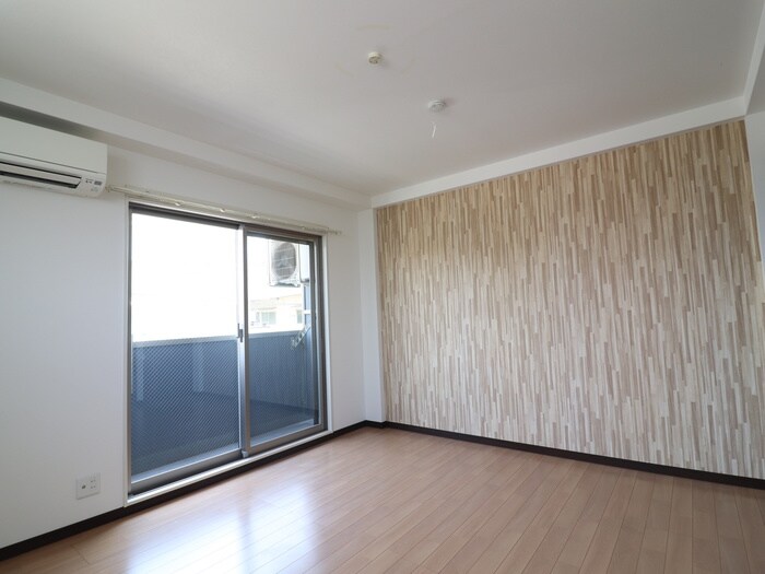 物件内観写真5　(居室)