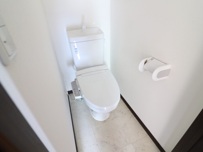 物件内観写真9　(トイレ)