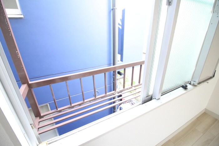 物件内観写真16　(室内からの展望)