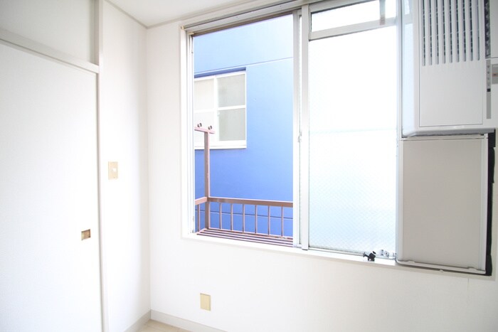 物件内観写真21　(室内からの展望)