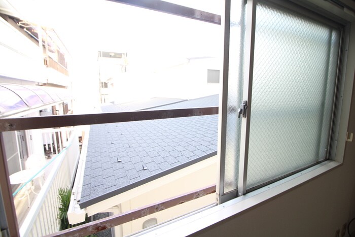 物件内観写真22　(室内からの展望)