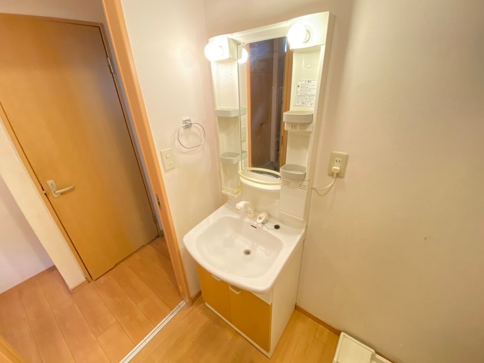 物件内観写真11　(洗面)