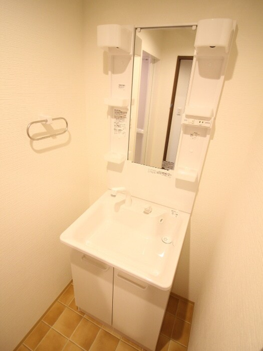 物件内観写真13　(洗面)