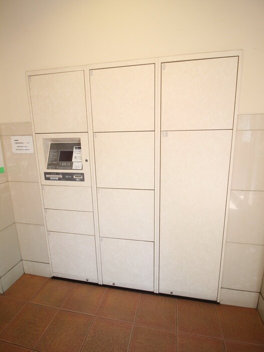 物件外観写真6　(建物設備)