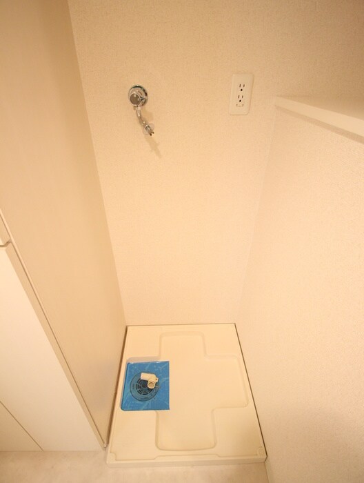 物件内観写真19　(洗濯機置場)