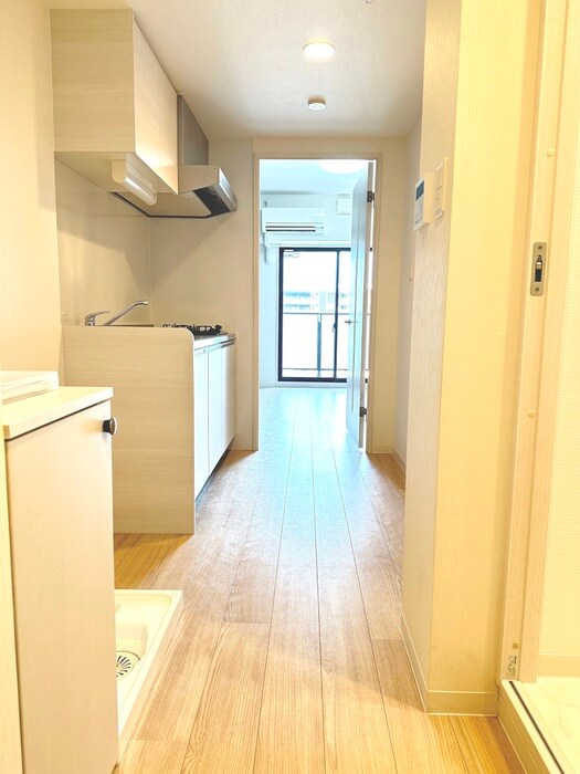 物件内観写真17　(廊下)