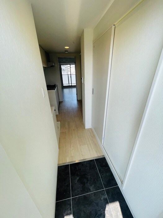 物件内観写真22　(玄関)