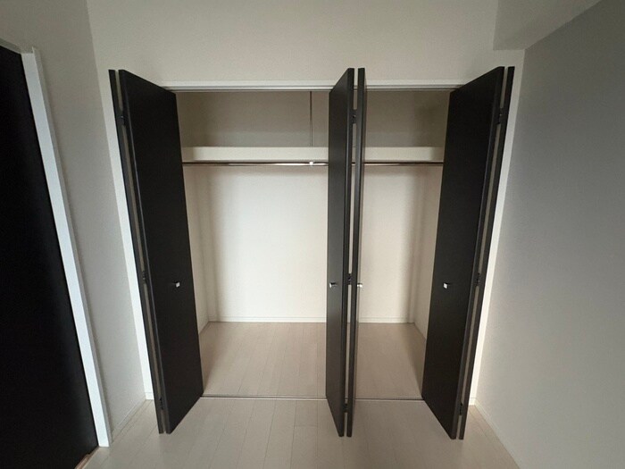 物件内観写真17　(収納)