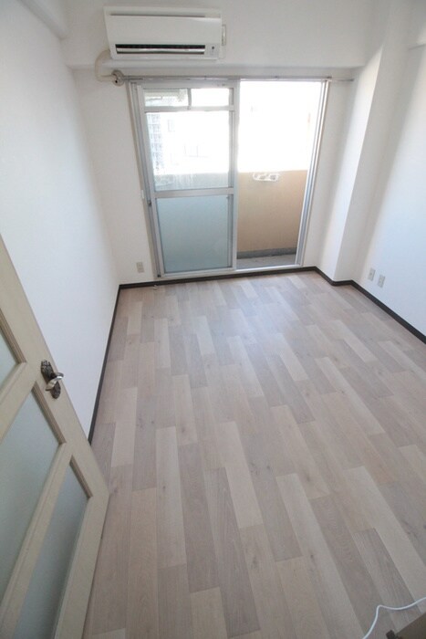 物件内観写真13　(居室)