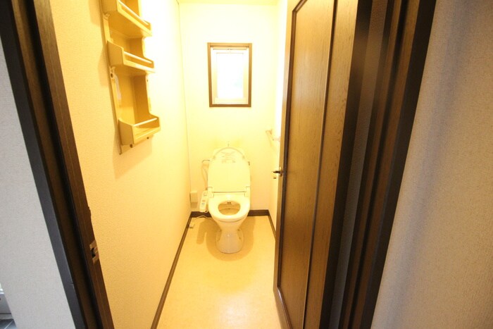 物件内観写真13　(トイレ)