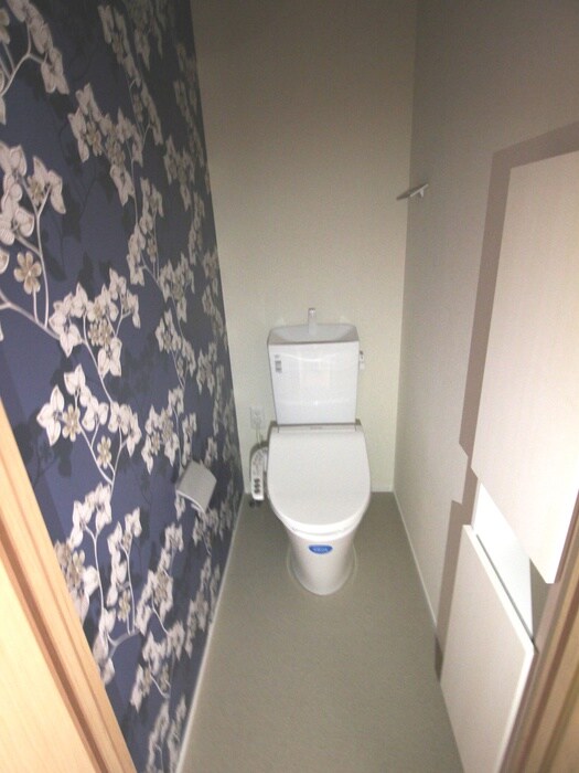 物件内観写真15　(トイレ)