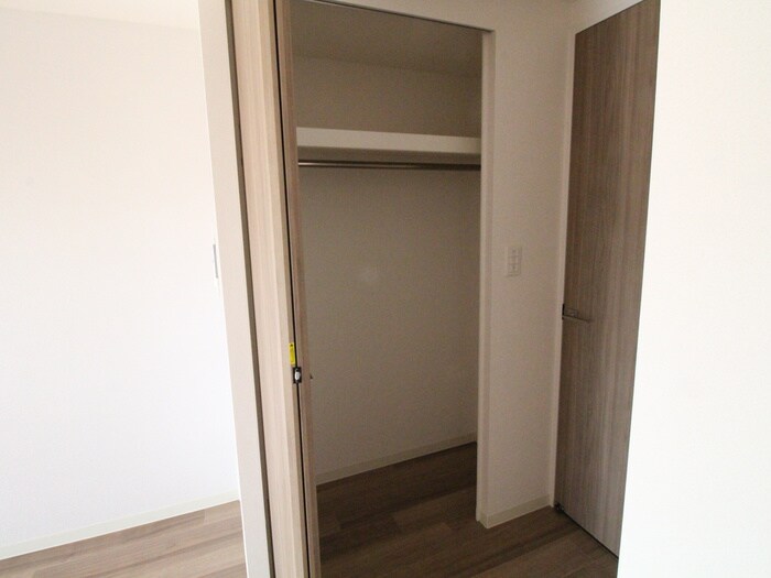 物件内観写真13　(収納)