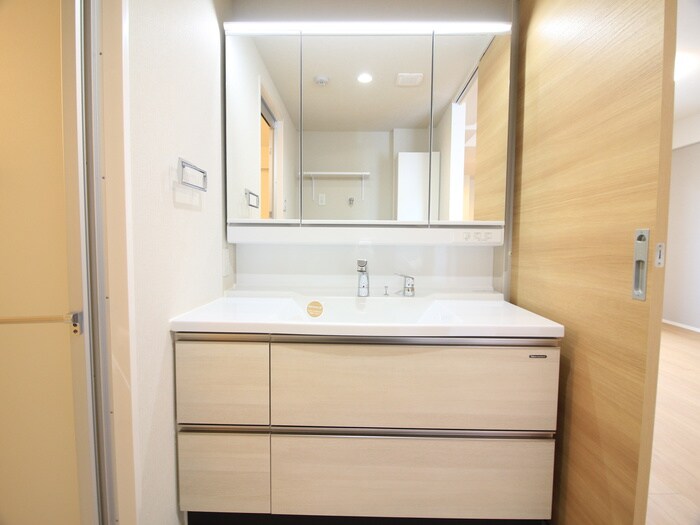 物件内観写真12　(洗面)