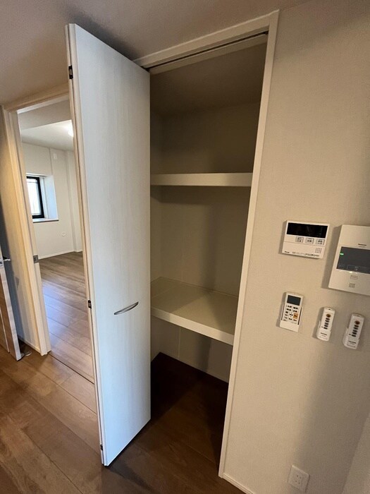 物件内観写真14　(収納)