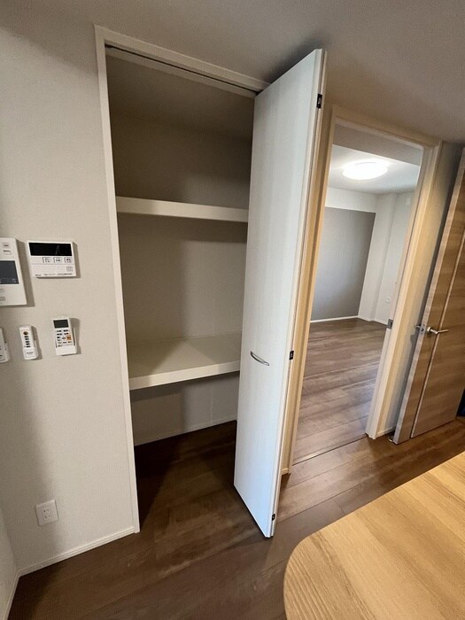 物件内観写真14　(収納)