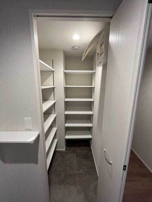 物件内観写真18　(靴箱)