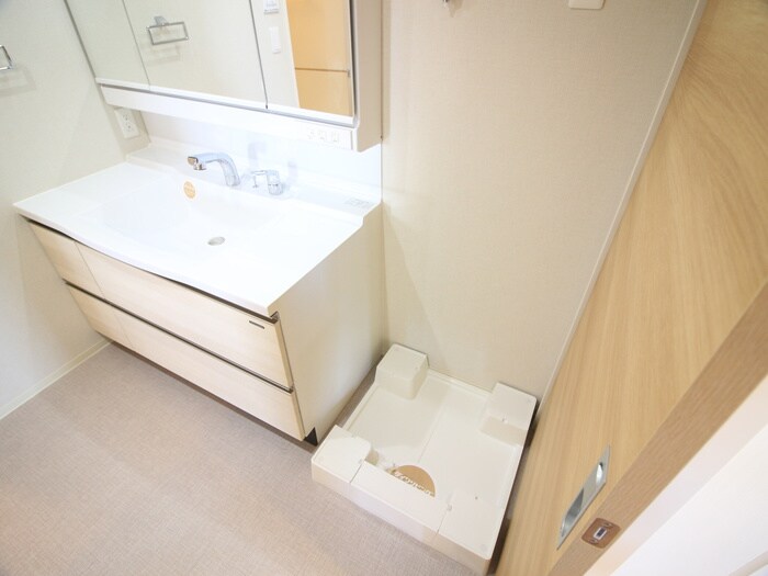 物件内観写真19　(洗濯機置場)