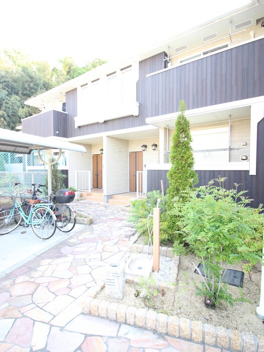 物件外観写真6　(外観写真)