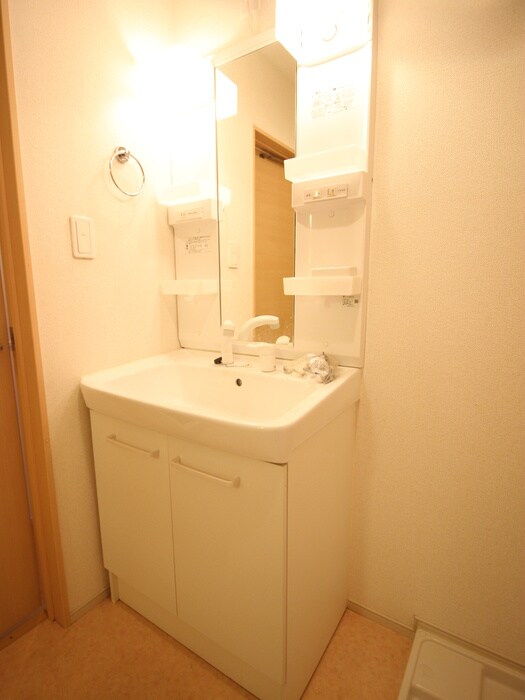 物件内観写真11　(洗面)