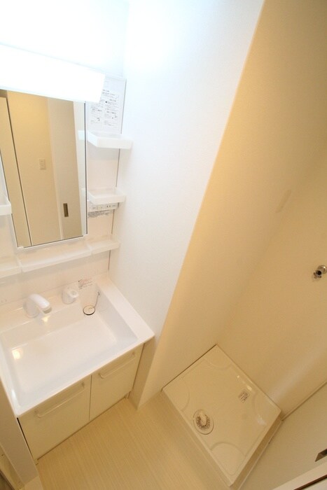 物件内観写真18　(収納)