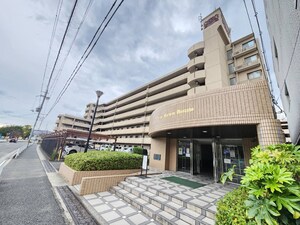 ﾗｲｵﾝｽﾞﾏﾝｼｮﾝ宇治大久保（402）外観写真
