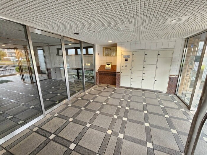 物件外観写真3　(建物設備)