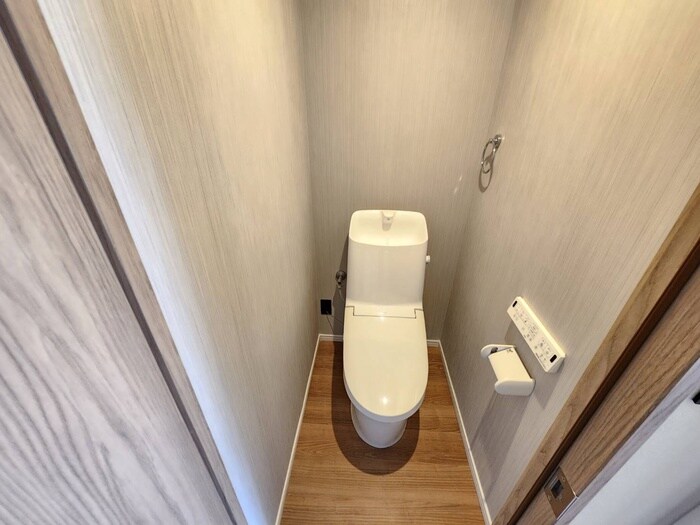 物件内観写真12　(トイレ)