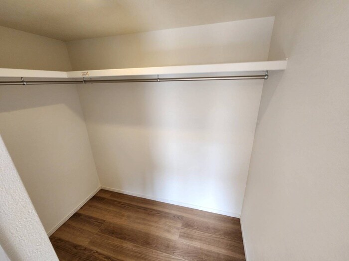 物件内観写真15　(収納)