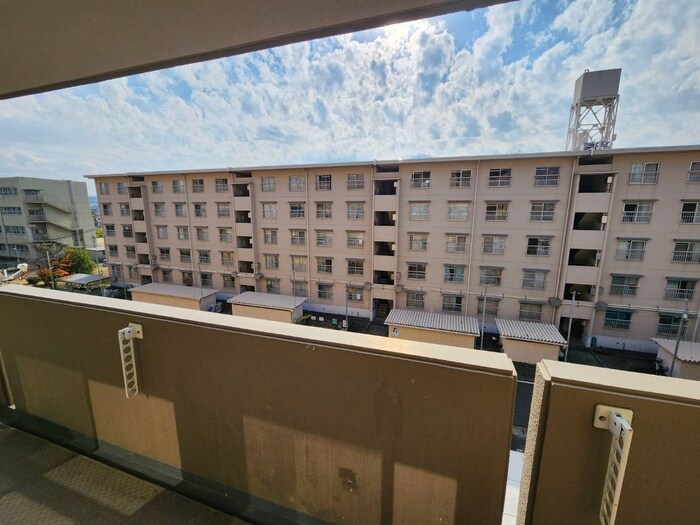 物件内観写真21　(室内からの展望)