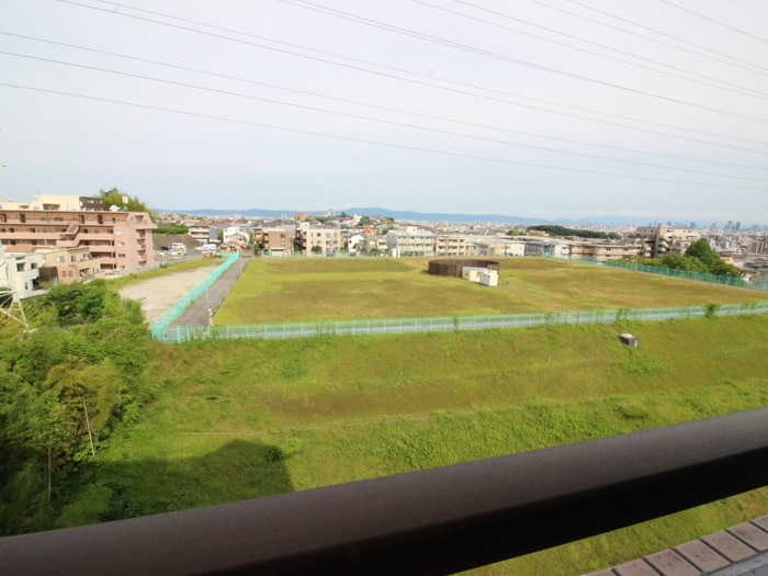 物件内観写真16　(室内からの展望)