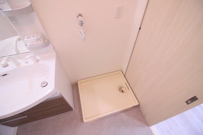 物件内観写真19　(洗濯機置場)