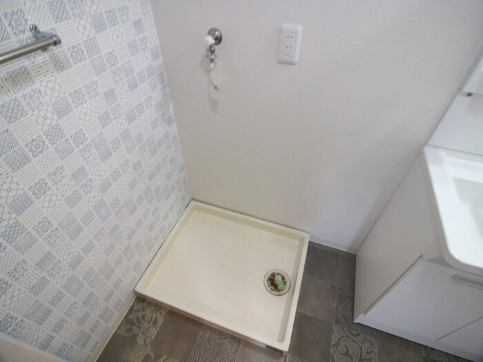 物件内観写真20　(洗濯機置場)