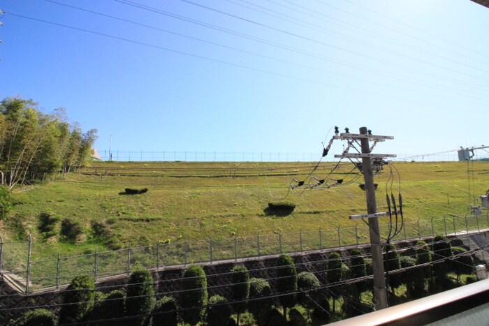 物件内観写真22　(室内からの展望)