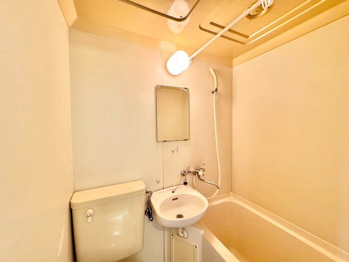 物件内観写真11　(洗面)