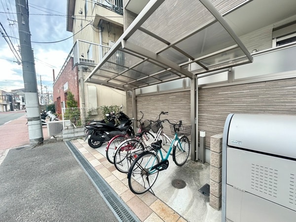 駐輪場