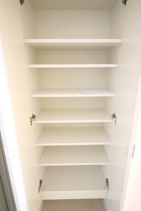 物件内観写真8　(靴箱)