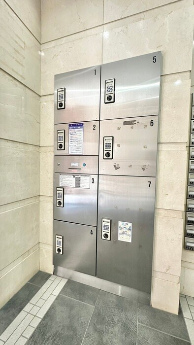 物件外観写真4　(建物設備)