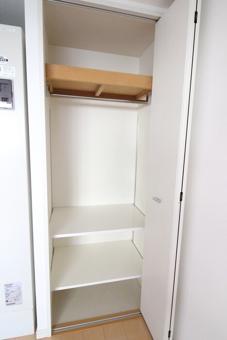 物件内観写真16　(収納)