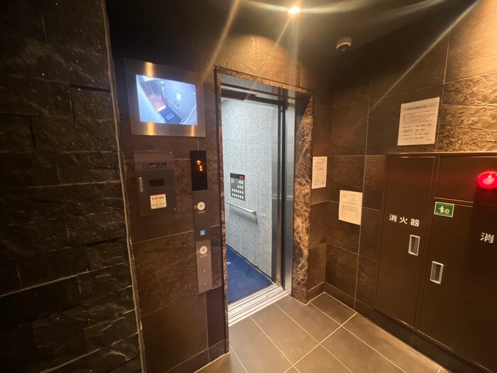 物件外観写真6　(建物設備)