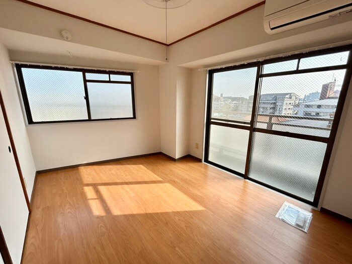 物件内観写真7　(居室)