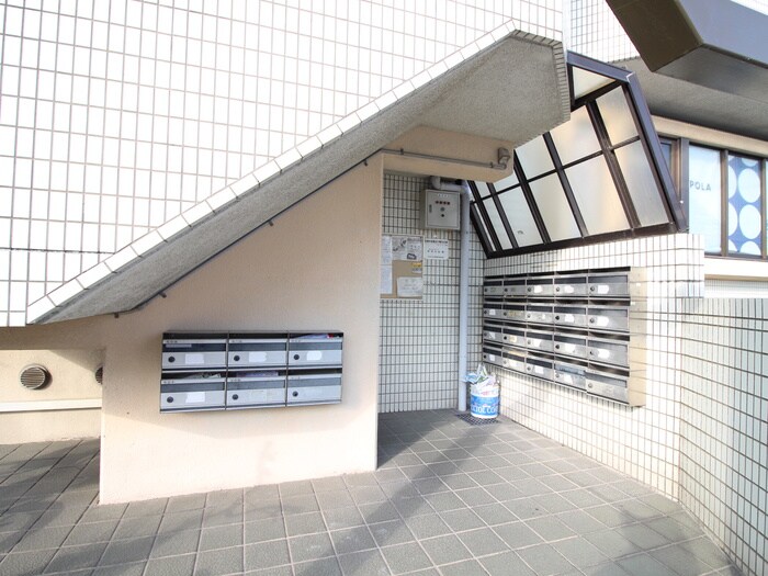 物件外観写真6　(建物設備)