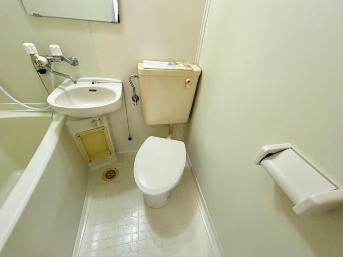 物件内観写真13　(トイレ)