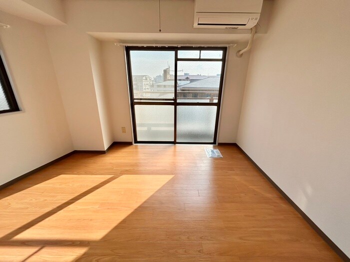 物件内観写真16　(居室)