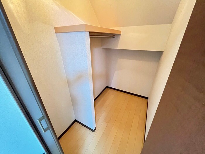 物件内観写真15　(収納)
