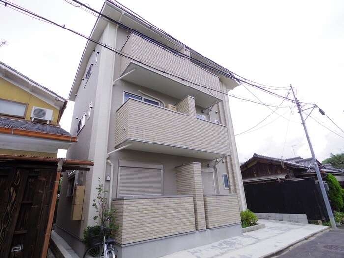 物件外観写真2　(外観写真)