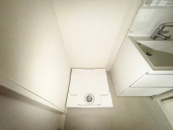 物件内観写真17　(洗濯機置場)