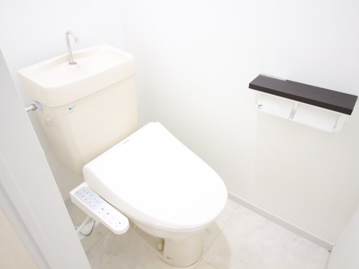 物件内観写真13　(トイレ)