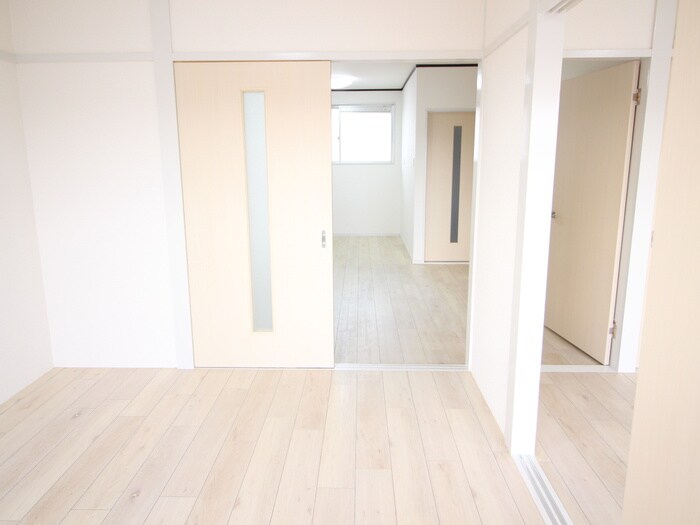 物件内観写真16　(居室)