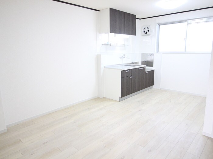 物件内観写真17　(居室)