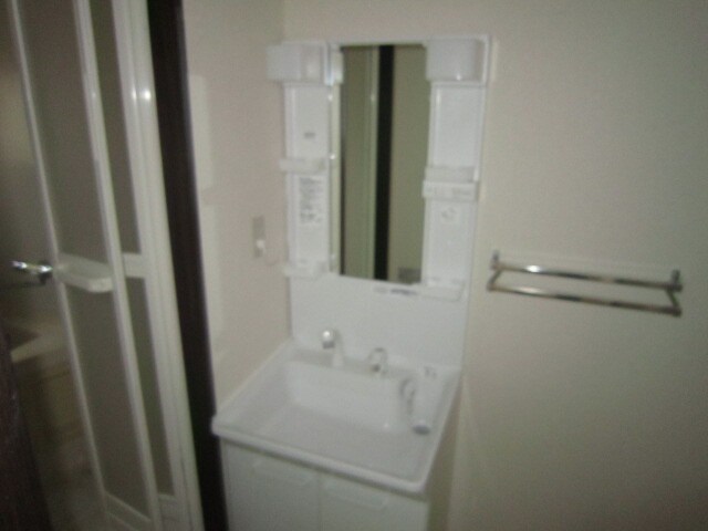 物件内観写真12　(洗面)